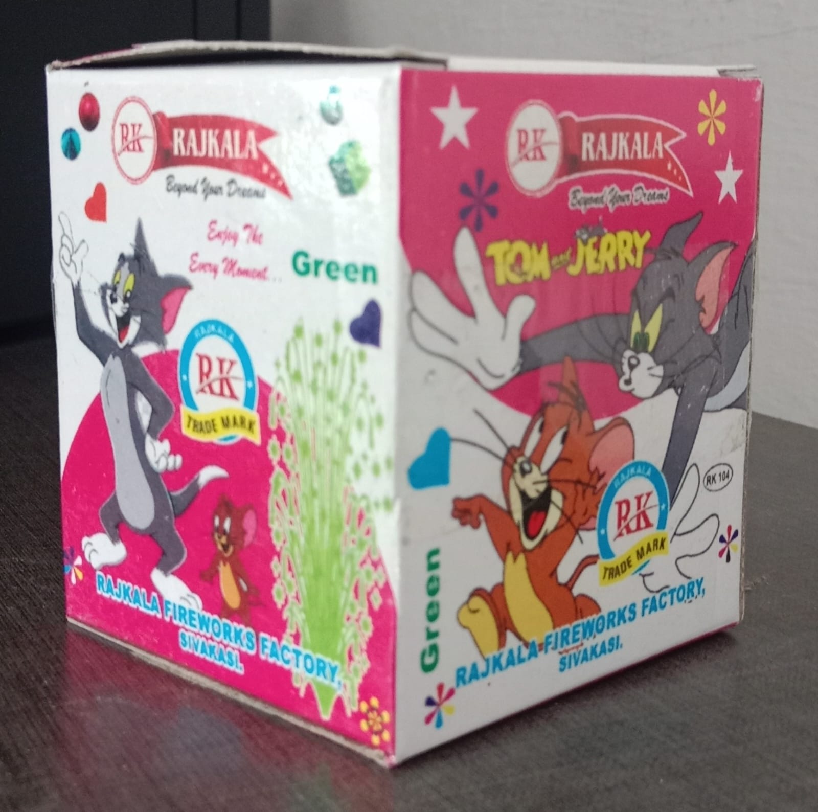 TOM & JERRY GREEN